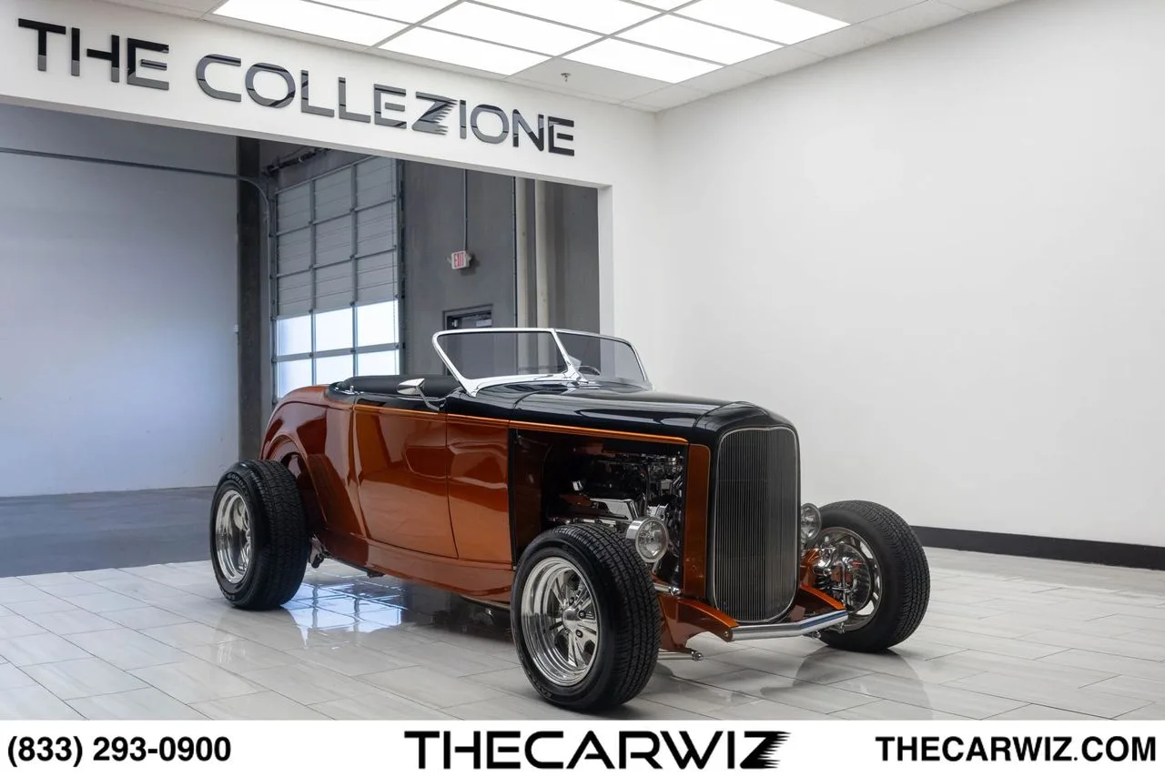 1932 Ford High Boy in Black at The Collezione, Las Vegas