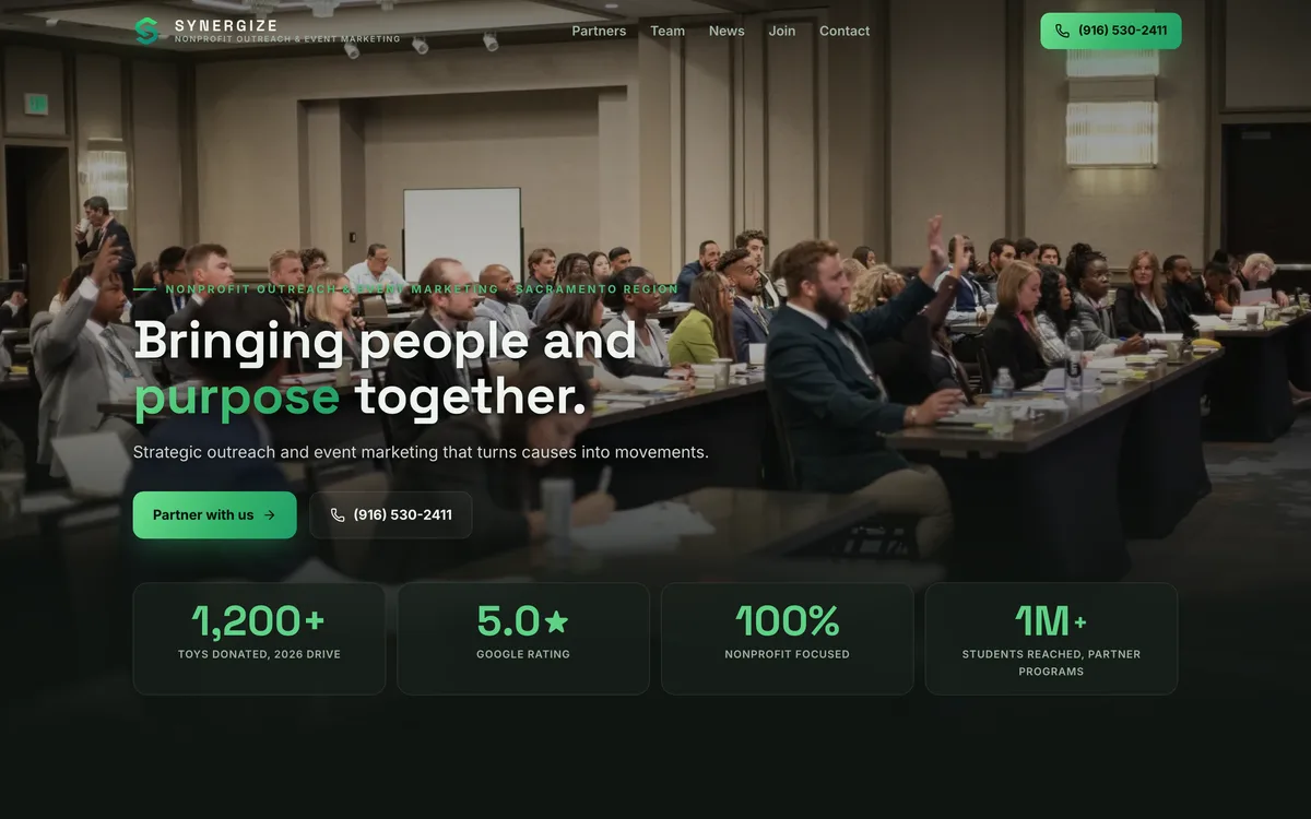 Homepage of Synergize Inc., a nonprofit outreach firm website built by Delvixo with a dark green design and event photography hero.